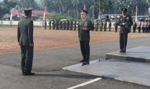 Proses pelaksanaan upacara yang berlangsung di Kodim 1512/Weda Gelar Upacara HUT Ke 81 tahun 2026. (Foto: Dok. Ist)